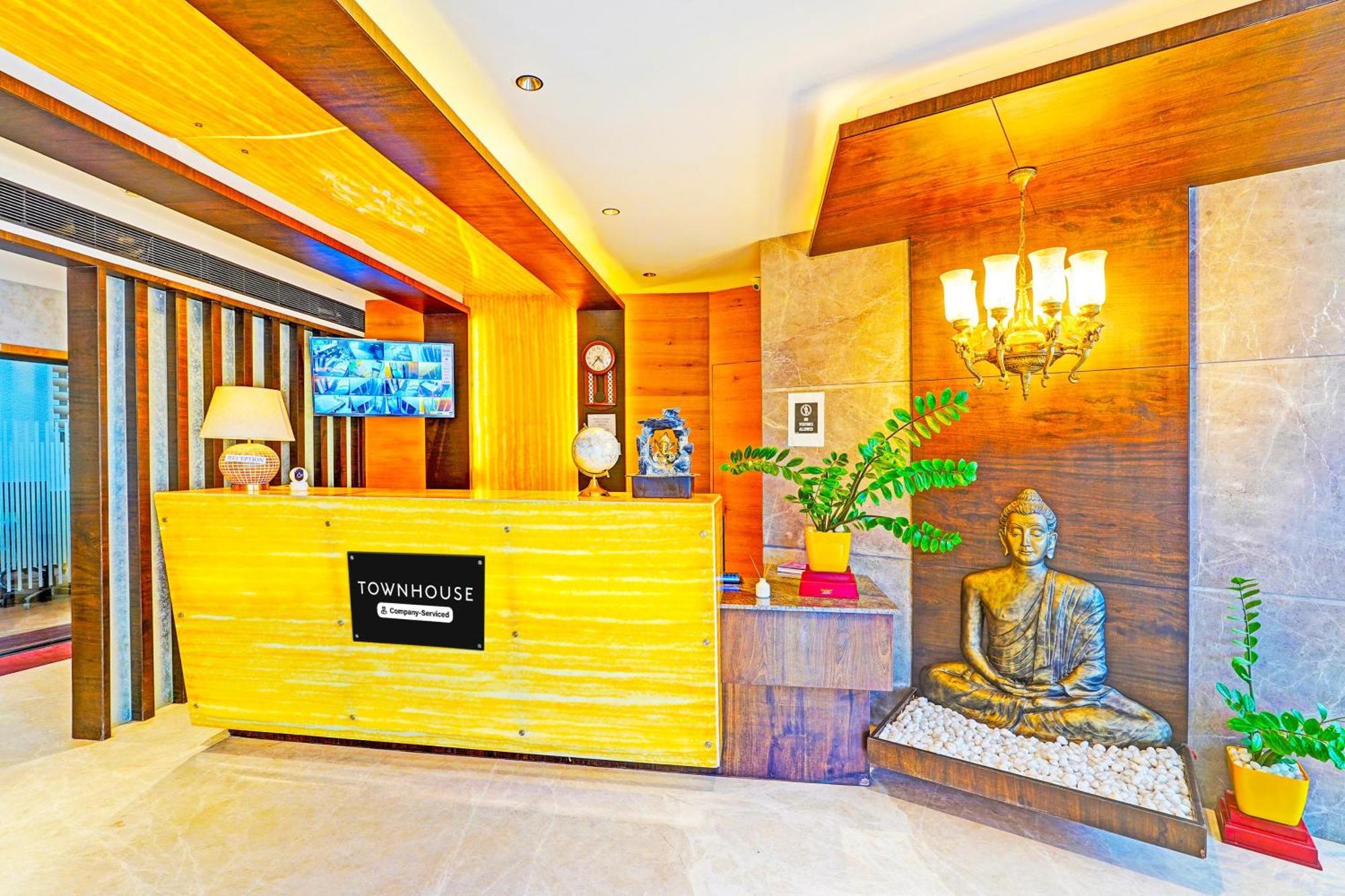 Hotel Super Townhouse Indiranagar Bangalore Exterior foto